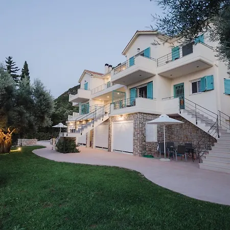 Вилла Locanda Villas *